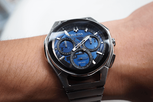 Bulova-CURV.png